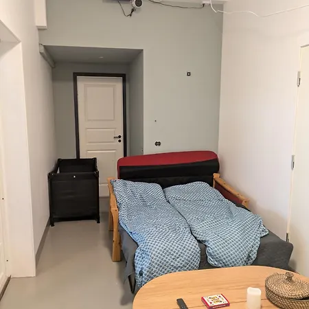 Apartment Liten Midt I Sentrum *